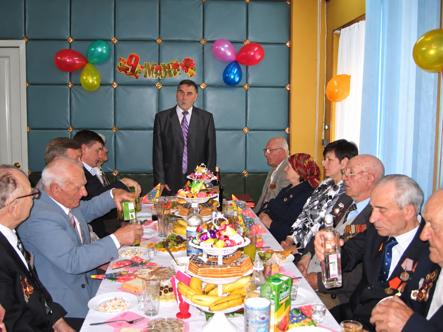 Праздничная встреча ветеранов завода